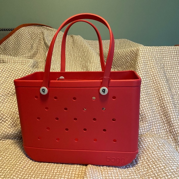 Bogg Bag Handbags - Large Red Bogg Bag - NWT